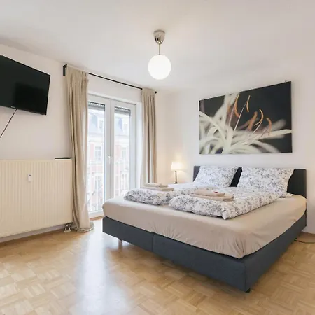 Lichtdurchflutetes Im Hechtviertel Appartement *