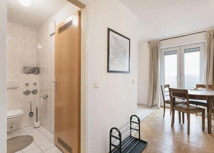 Lichtdurchflutetes Im Hechtviertel *