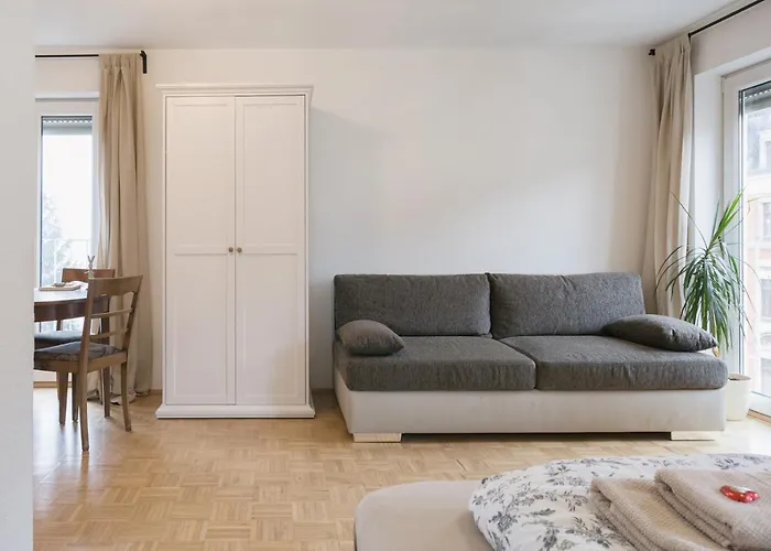 Lichtdurchflutetes Im Hechtviertel Dresden